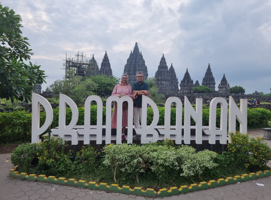 Semarang: Yogyakarta Borobudur & Prambanan 3D2N