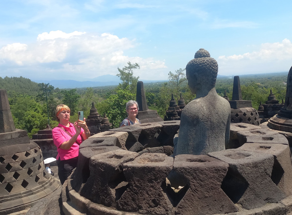Bali: Borobudur and Prambanan Full Day Tours with Flights