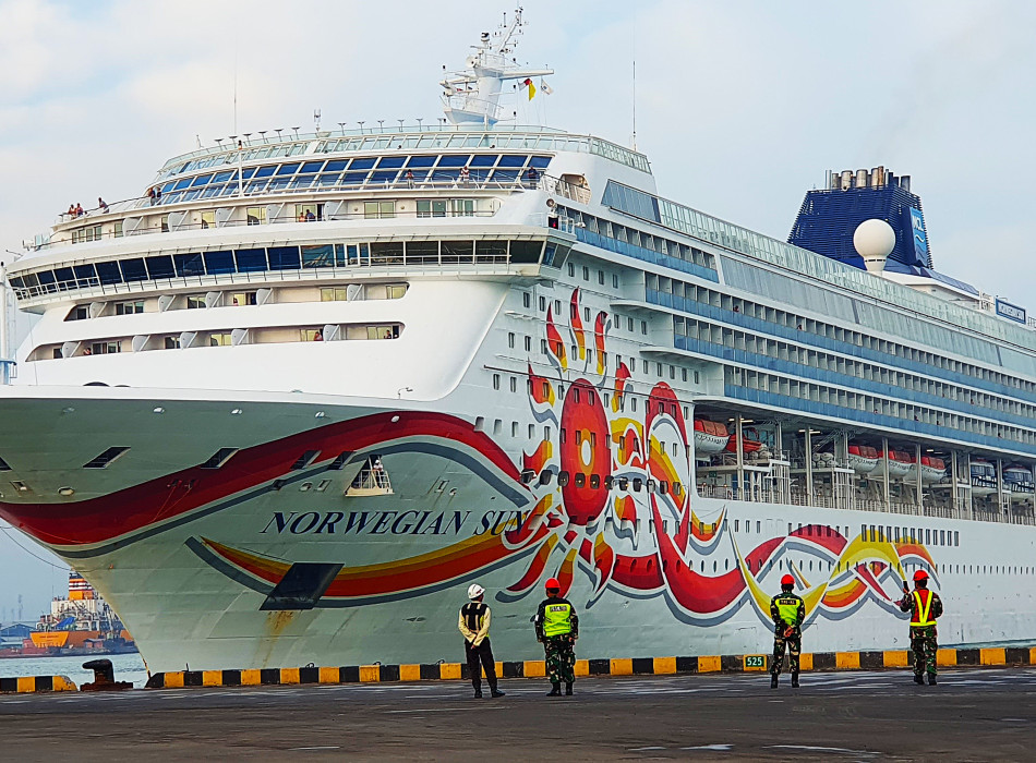 Borobudur and Prambanan Private Tours from Semarang Port