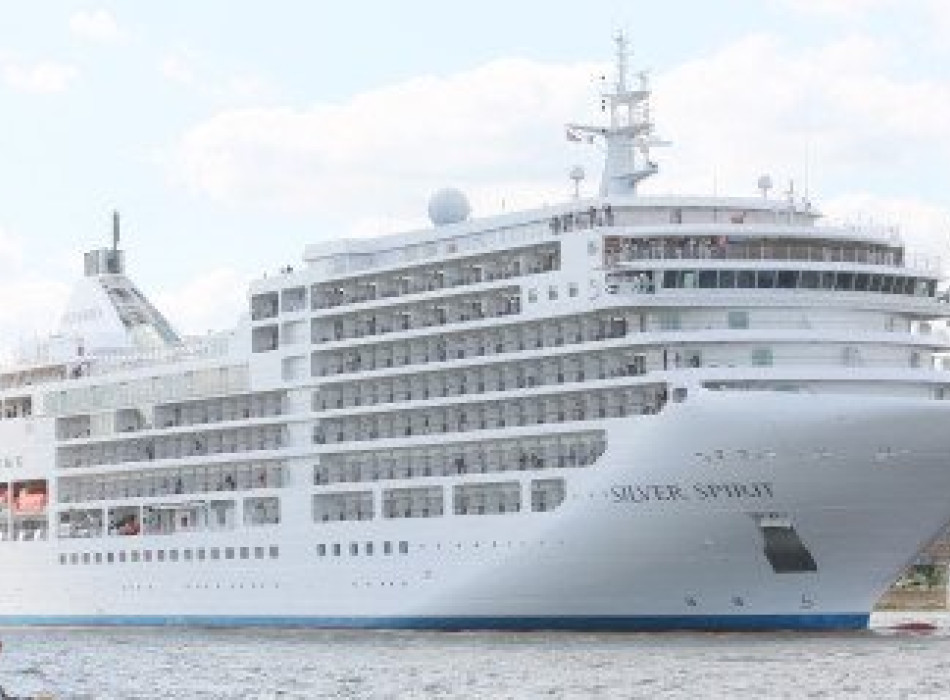 Borobudur Tour from Silversea Cruises ( Semarang Port )
