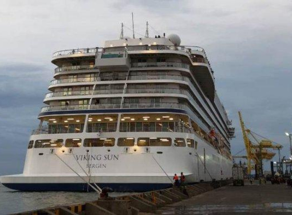 Borobudur Tour from Viking Cruises ( Semarang Port )