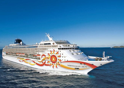 Borobudur Tour from Norwegian Cruise Line / NCL ( Semarang Port )
