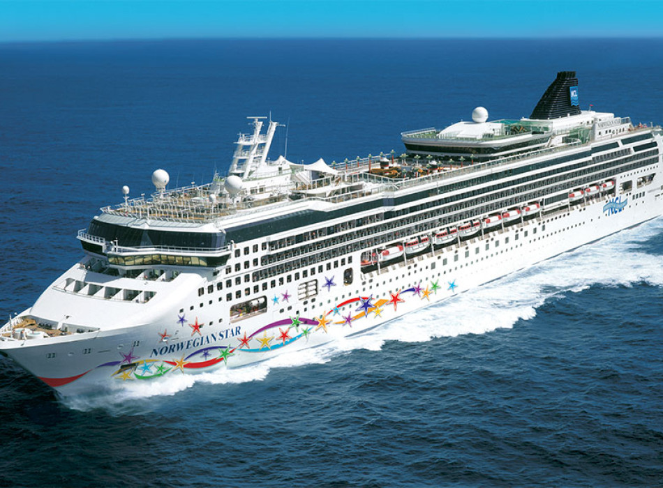 Borobudur Tour from Norwegian Cruise Line / NCL ( Semarang Port )