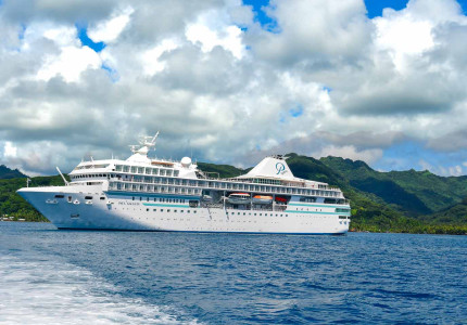Borobudur Tour from Paul Gauguin Cruises ( Semarang Port )