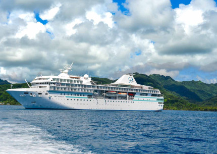 Borobudur Tour from Paul Gauguin Cruises ( Semarang Port )