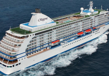 Borobudur Tour from Regent Seven Seas Cruises Explorer ( Semarang Port )
