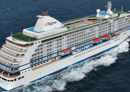Borobudur Tour from Regent Seven Seas Cruises Explorer ( Semarang Port )