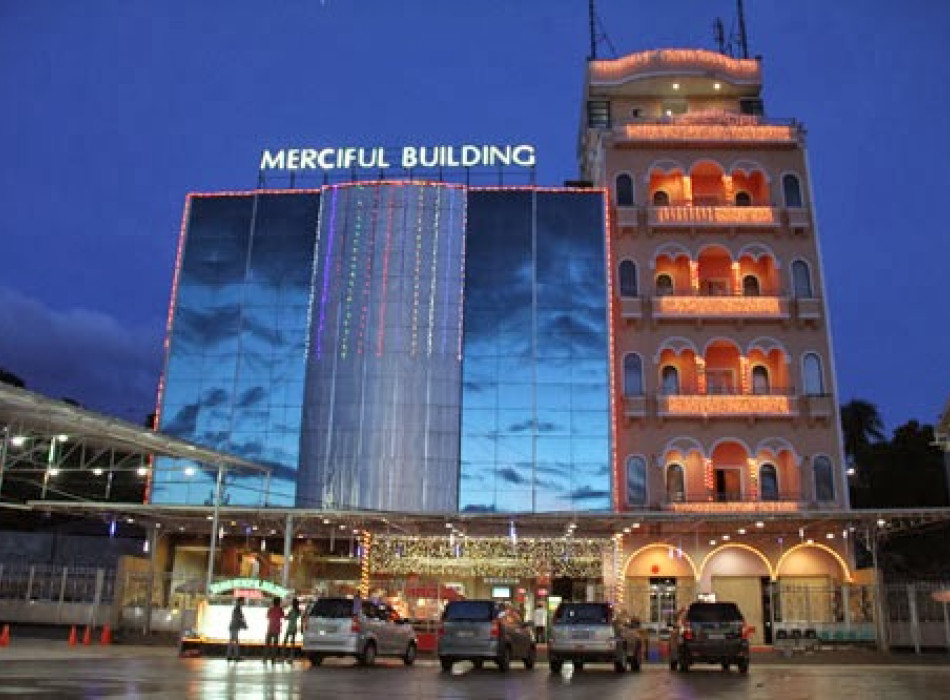 Manado City Tour  from Seabourn Quest ( Bitung Port Manado )