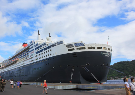 Manado City Tour from CUNARD Queen Anne ( Bitung Port Manado )