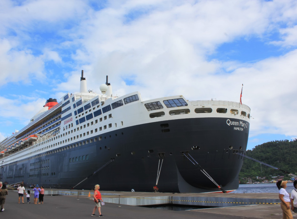 Minahasa Half day tour from CUNARD Queen Anne ( Bitung Port Manado )