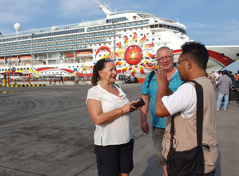 Semarang City Tour from Semarang Port