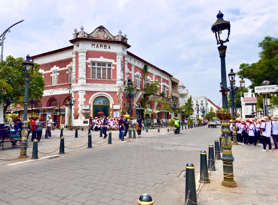 Semarang City Tour from Semarang Port